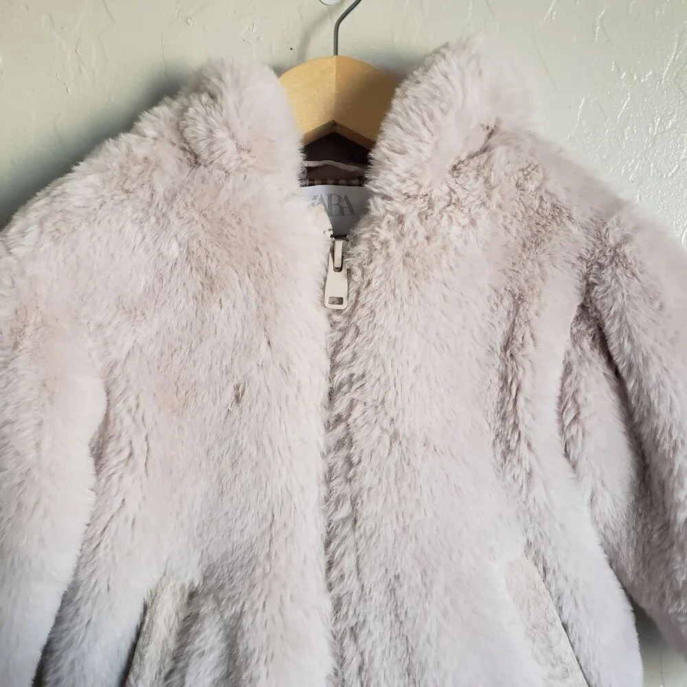 Zara Baby Cozy Soft Faux Fur Hooded Jacket Cream 18-24 Months Full Zip Pockets